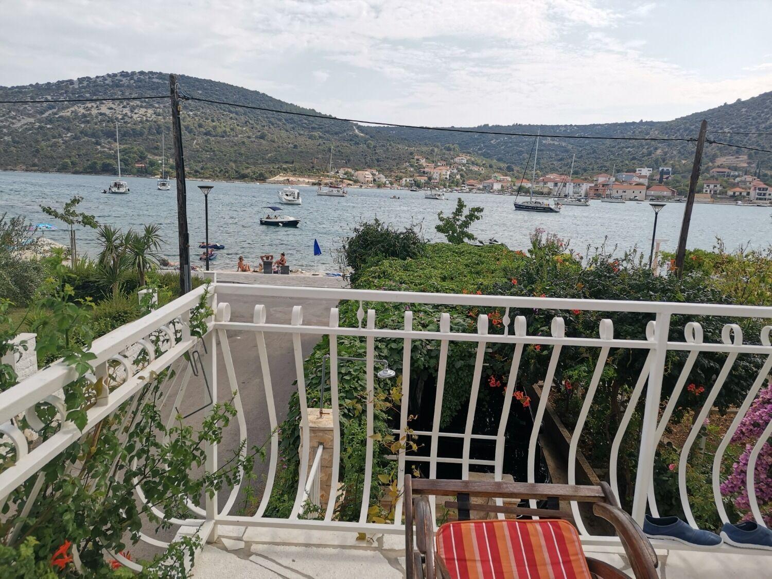 Apartments Srdan Vinišće Zewnętrze zdjęcie