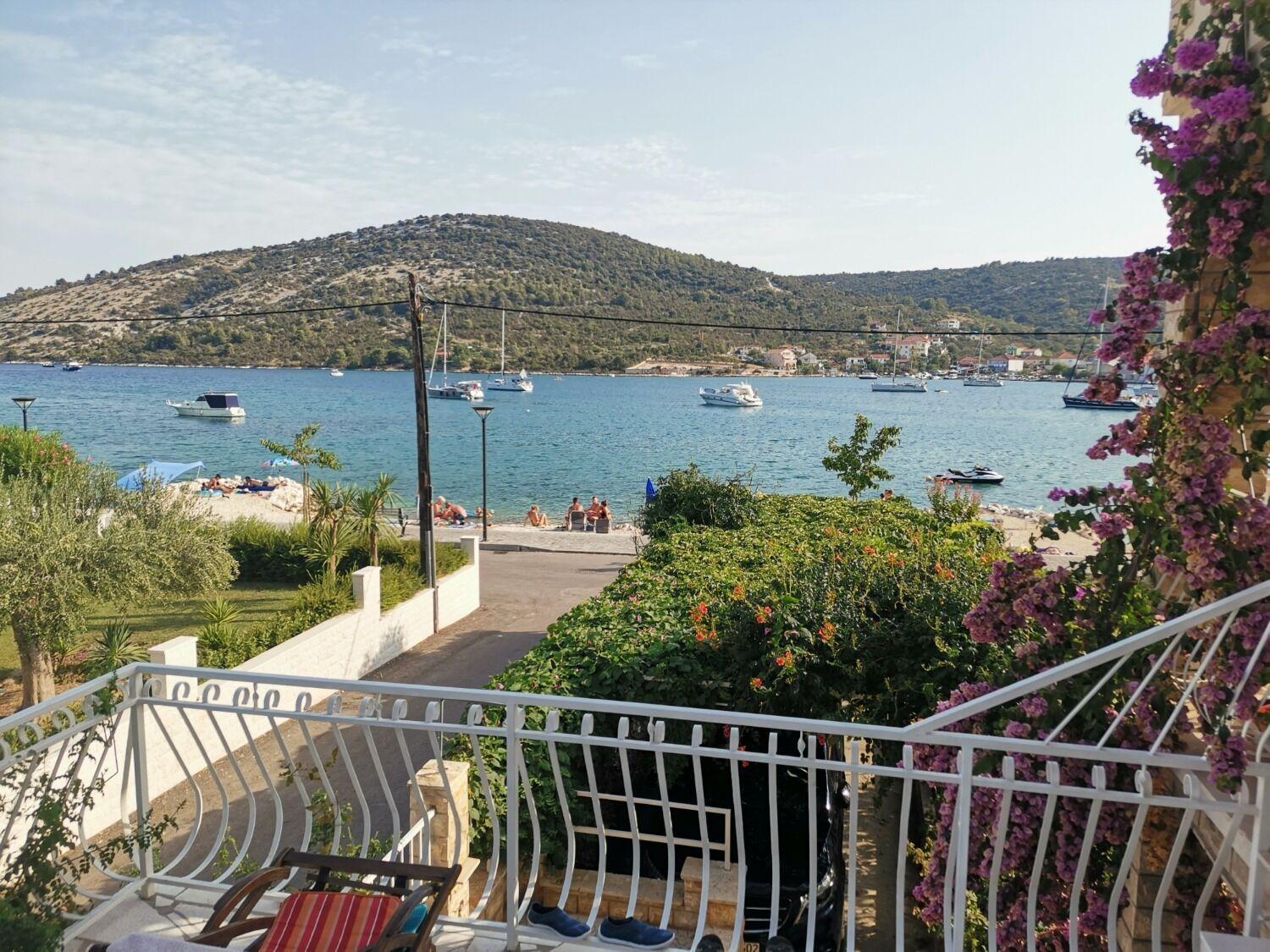 Apartments Srdan Vinišće Zewnętrze zdjęcie